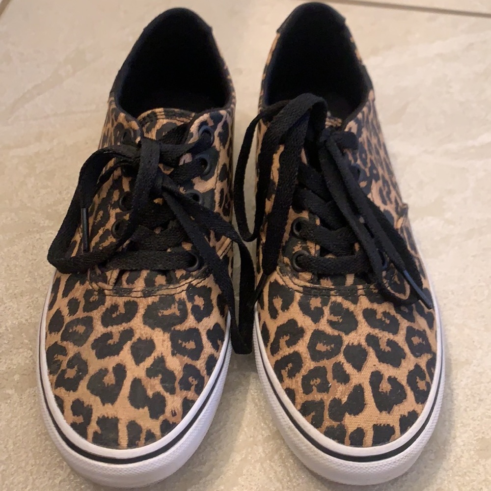 Leopard Vans Shoes. Size 7.5 in women’s.